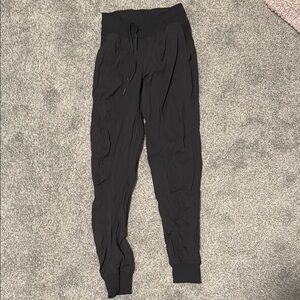 Lululemon Black dance studio jogger size 2 worn twice